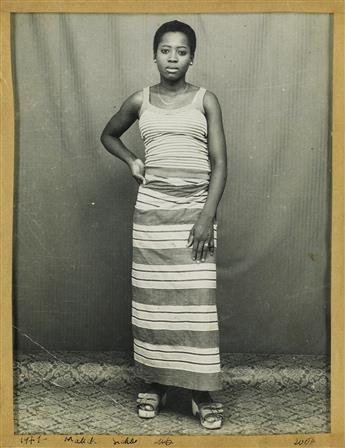 MALICK SIDIBÉ (1936-2016) Suite of 25 lively photographs depicting intimate studies of women; handsome couples and families; gorgeous d